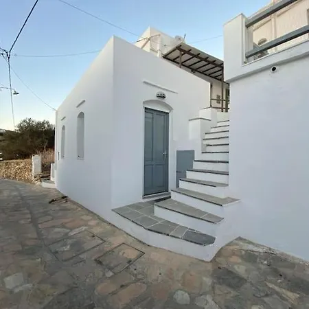 Beige Escape Holiday home Artemonas